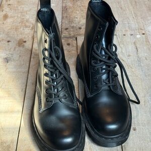 Dr Marten 1460 Mono lace up Boots